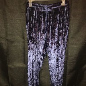 Blue velvet joggers